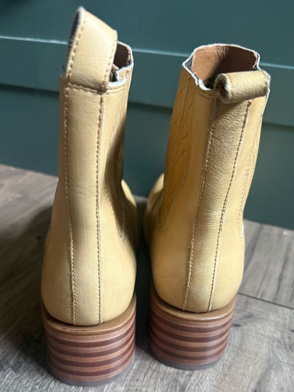 Frye Campus Chelsea Boots Size 9.5 B - Picture 5 of 7